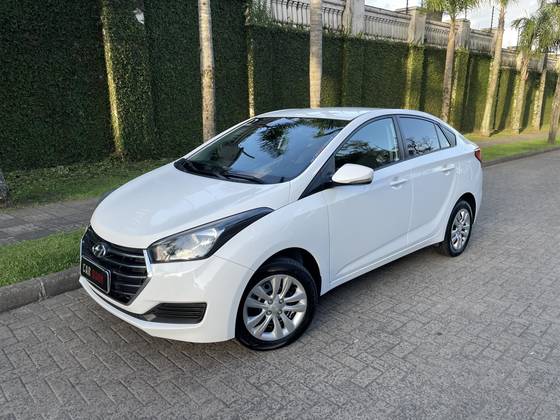 HYUNDAI HB20 1.0 COMFORT 12V FLEX 4P MANUAL